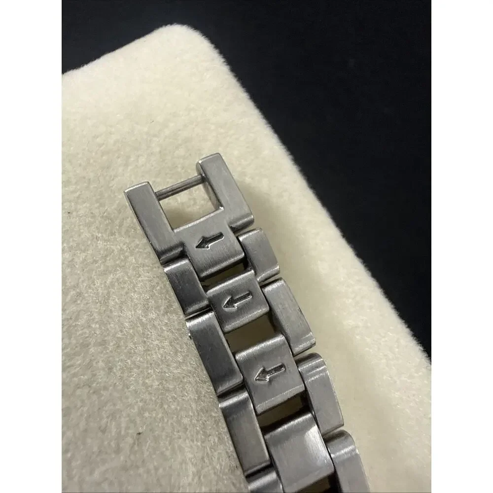 Vintage ESQ By MOVADO Womens Model E5372 New Battery 6” Band 24mm MOP Dial